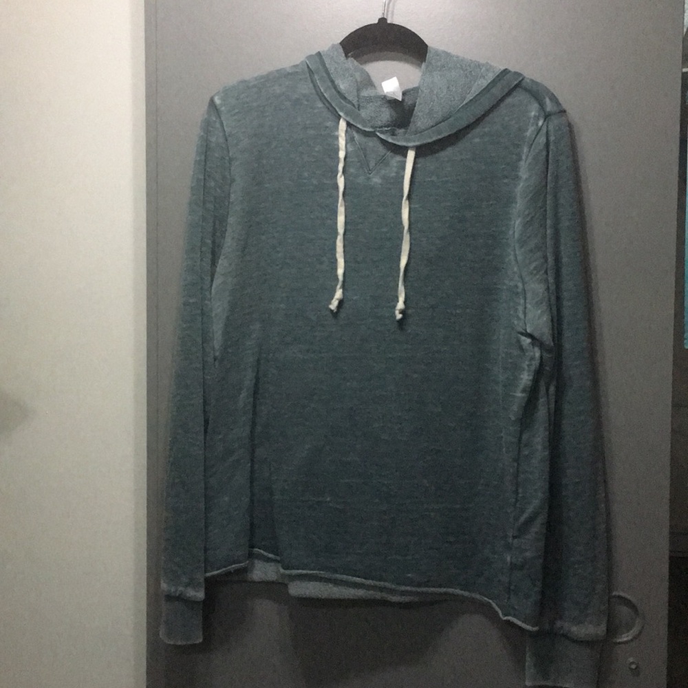 Blue light weight workout sweatshirt